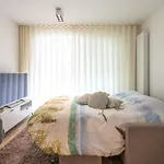 Maison Fleur Apartment *